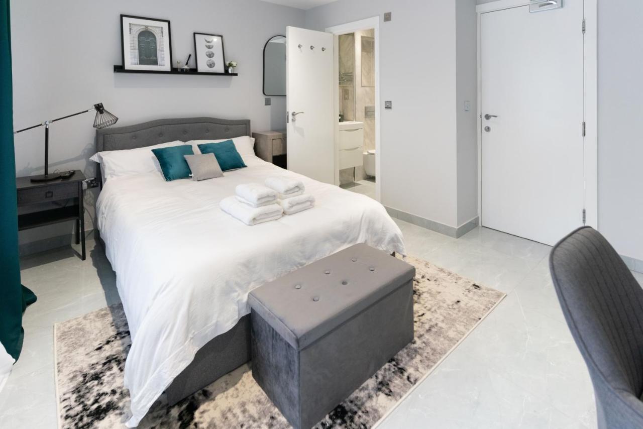 Luxury 5Bd Suite Guest House Londra Exterior foto