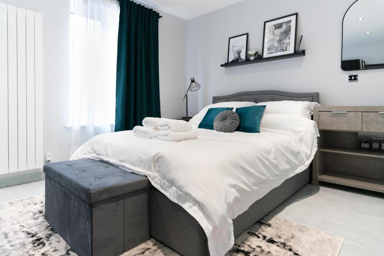 Luxury 5Bd Suite Guest House Londra Exterior foto