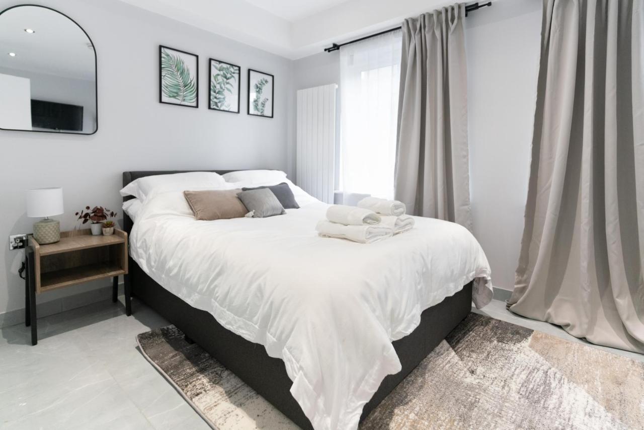 Luxury 5Bd Suite Guest House Londra Exterior foto