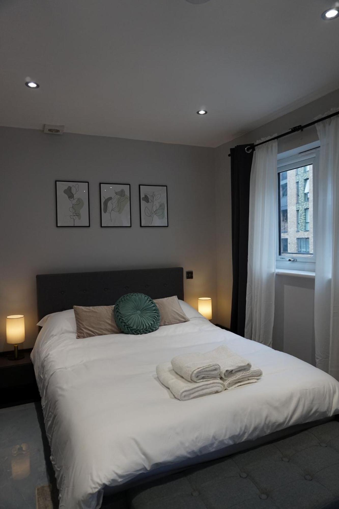 Luxury 5Bd Suite Guest House Londra Exterior foto
